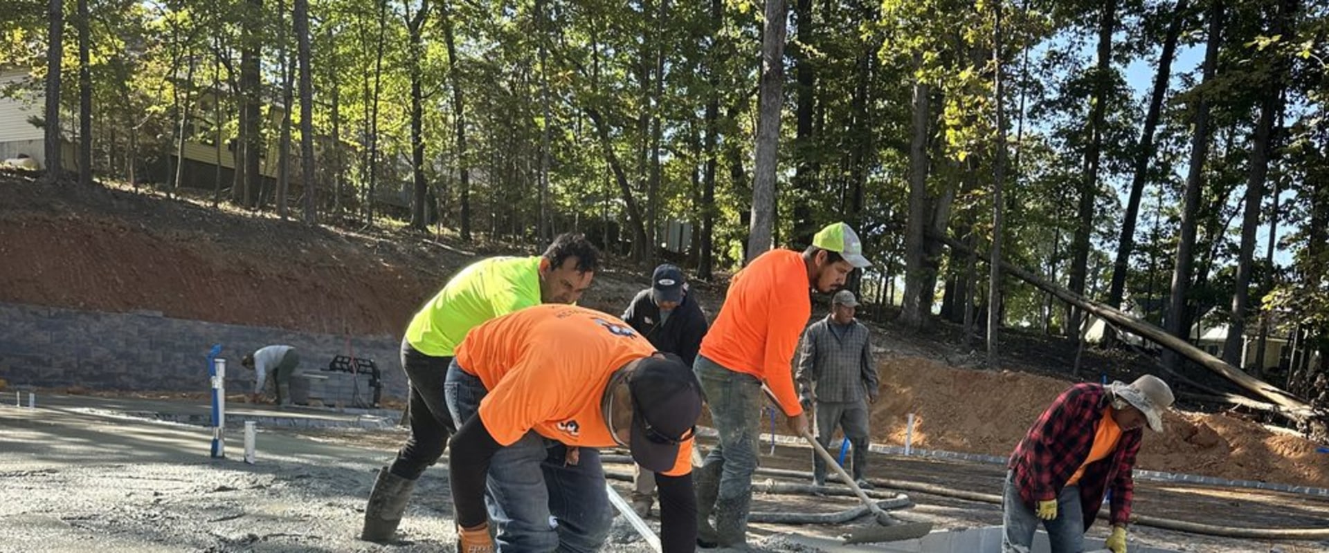 Make Your Renovation Strong From The Ground Up: Use A Concrete Contractor Directory You Can Trust