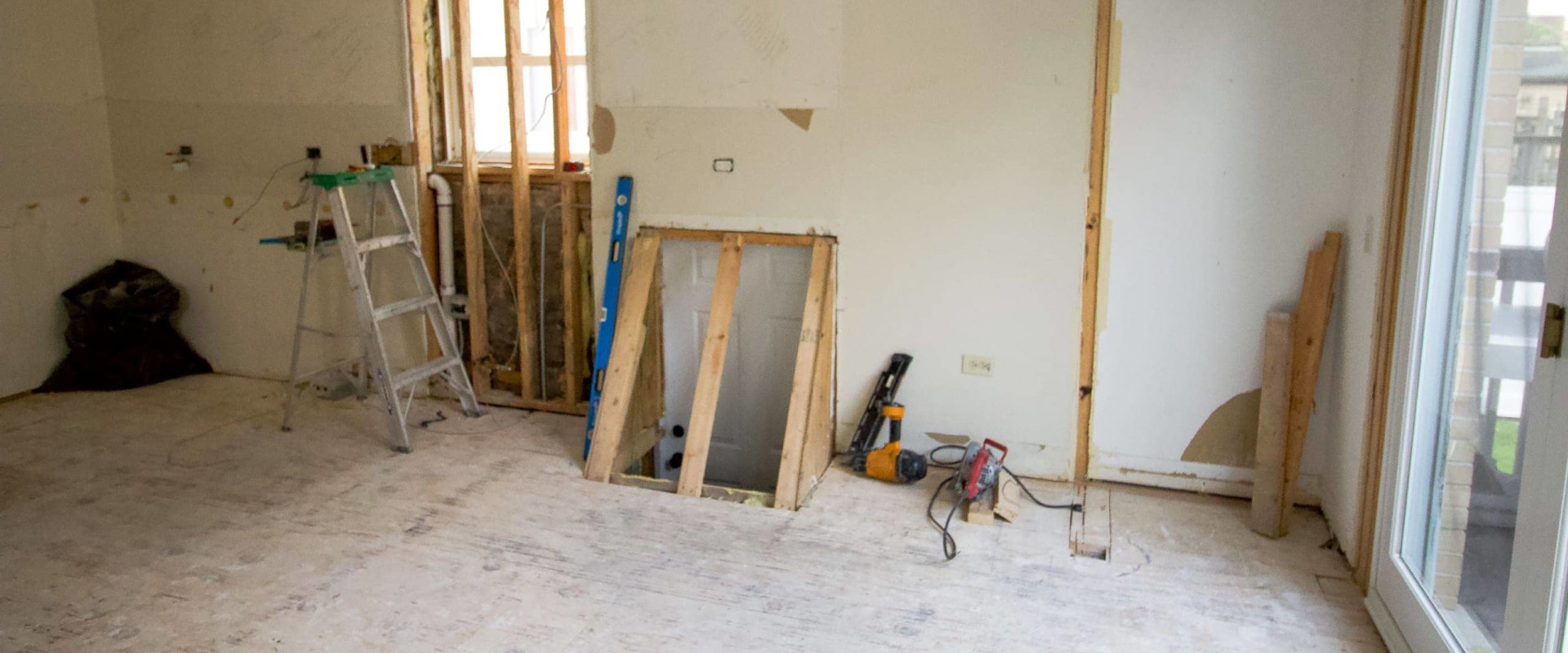 Home Renovation Tips for a Smooth Move-In Experience